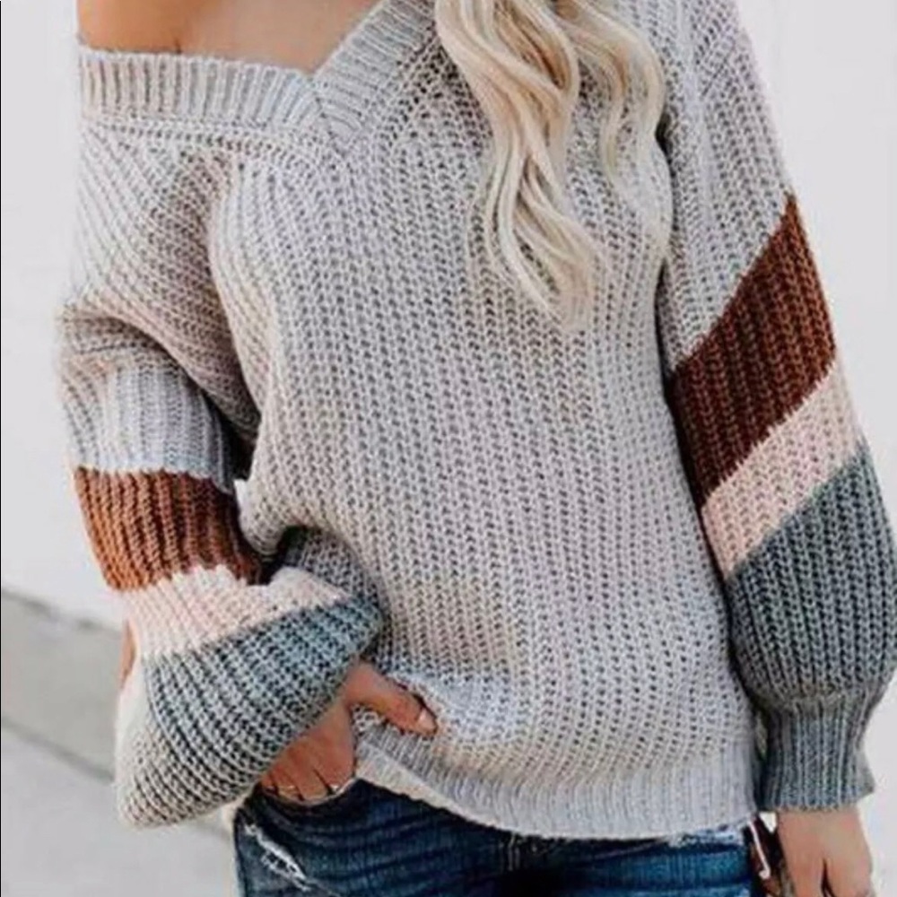 New Cozy Women’s V-neck Sweater Striped Sweater S